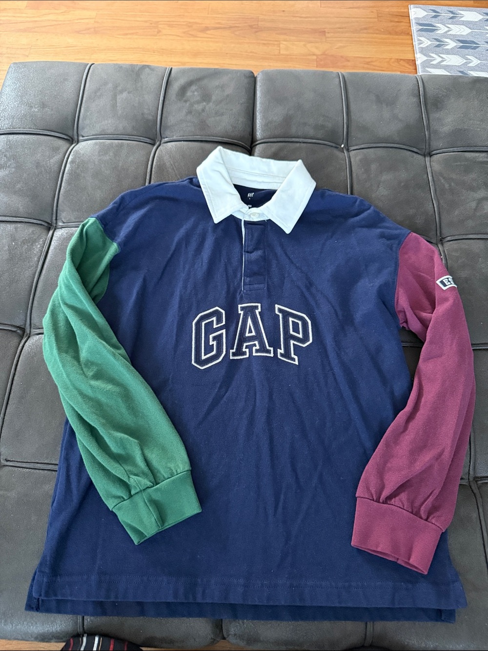 Gap polo